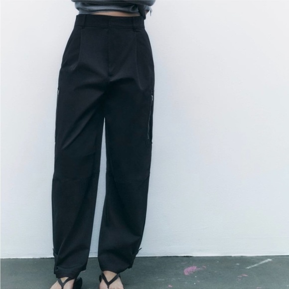 Zara black Cargo utility Pants with zippers oversized - Picture 2 of 7